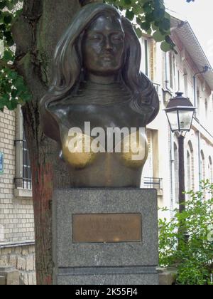 Skulptur von Iolanda Cristina Gigliotti, Dalida, Montmartre, Paris, Frankreich Stockfoto