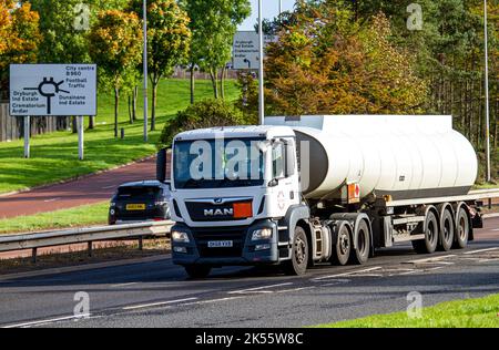 Dundee, Tayside, Schottland, Großbritannien. 6. Oktober 2022. Nachrichten in Schottland: Die Obergrenze für die Energiepreise im Oktober wird bestimmt, wenn die Inflation weiter ansteigt, aber es wird erwartet, dass sie bei einem typischen Eigenheim bei etwa £3.500 liegen wird. Darüber hinaus steigen die Kraftstoffpreise in Schottland, wobei einige Tankstellen Benzin für mehr als £2 pro Liter verkaufen, was das Land zum teuersten im Vereinigten Königreich macht. All dies ist auf den Krieg in der Ukraine und die Gasknappheit in Europa zurückzuführen; es besteht ein erhebliches Risiko, dass es im Winter 2022/23 in Großbritannien zu Gasengpässen kommen wird. Kredit: Dundee Photographics/Alamy Live Nachrichten Stockfoto