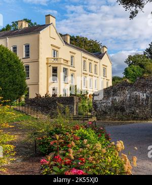 Aberglasney Mansion im September. Stockfoto