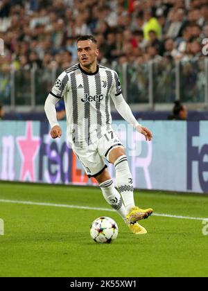 Turin, Italien. 05. Oktober 2022. Filip Kostic (Juventus FC) während des Juventus FC gegen Maccabi Haifa, UEFA Champions League Fußballspiel in Turin, Italien, Oktober 05 2022 Quelle: Independent Photo Agency/Alamy Live News Stockfoto