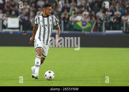 Turin, Italien. 05. Oktober 2022. Danilo (Juventus FC) beim Juventus FC gegen Maccabi Haifa, UEFA Champions League Fußballspiel in Turin, Italien, Oktober 05 2022 Quelle: Independent Photo Agency/Alamy Live News Stockfoto