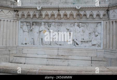 Budapest, Ungarn - 21. Juni 2011: Details zum König-Stephan-Denkmal in der Fischerbastei in Budapest Stockfoto