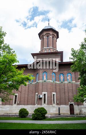 Craiova, Dolj, Rumänien – 14. Mai 2022: Kirche der Heiligen Dreifaltigkeit in Craiova, Rumänien. Stockfoto