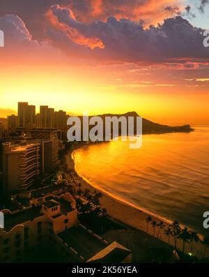 WAIKIKI BAY DIAMANTKOPF HONOLULU OAHU HAWAII USA Stockfoto