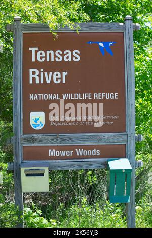 MOWER WOODS AREA OF THE TENSAS RIVER NATIONAL WILDLIFE REFUGIUM, LOUISIANA/USA – APRIL 27 2018: U.S. Fish and Wildlife Service Department of Interior Te Stockfoto