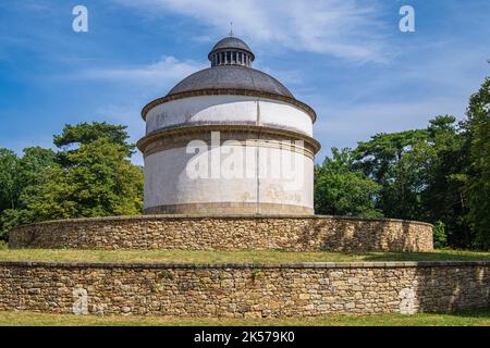 Frankreich, Morbihan, Auray, Mausoleum zum Gedenken an Georges Cadoudal (1771-1804), emblematischer Charakter der bretonischen Chouannerie, auf dem Küstenwanderweg oder Weitwanderweg GR 34 Stockfoto