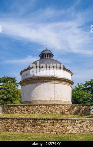 Frankreich, Morbihan, Auray, Mausoleum zum Gedenken an Georges Cadoudal (1771-1804), emblematischer Charakter der bretonischen Chouannerie, auf dem Küstenwanderweg oder Weitwanderweg GR 34 Stockfoto