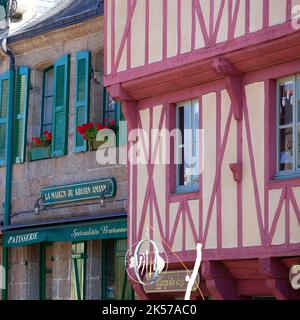 Frankreich, Finistère (29), Concarneau, maison à colombages dans la Ville Close, cité fortifiée des XVe et XVIe siècles remaniée par Vauban au XVIie siècle Stockfoto