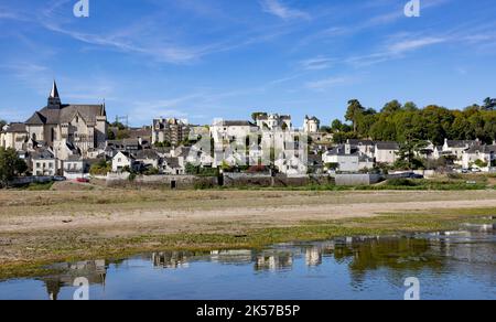 Frankreich, Indre et Loire, Loire-Tal, Candes-Saint-Martin, die von der UNESCO zum Weltkulturerbe erklärt wurden, haben die schönsten Dörfer Frankreichs am Ufer der Vienne während eines Kajakstopps während des Abstiegs der Loire beim Roaming markiert Stockfoto