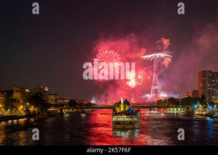 Frankreich, Paris, das Feuerwerk vom 14. Juli 2022 Stockfoto