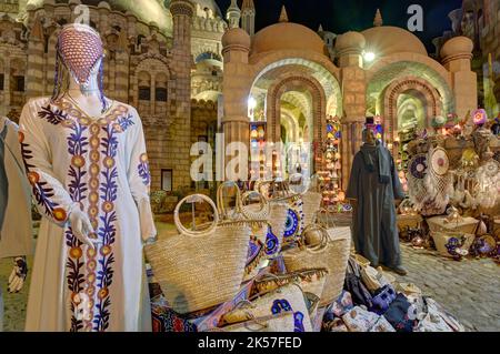 Ägypten, Sinaï, Sharm-el-Sheikh, Altstadt, Touristenladen Stockfoto