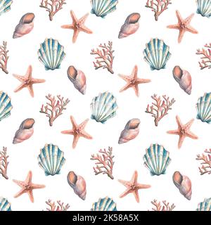 Nahtloses Muster, marine mit Korallen, Muscheln und Seesternen auf weißem Hintergrund. Aquarell-Illustration aus einem großen Satz QUALLEN UND SEEPFERD Stockfoto