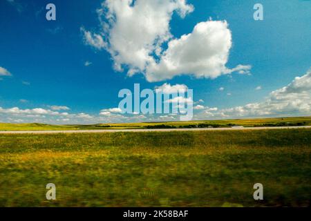 Ländliche Landschaft von West-Central South Dakota im Sommer Stockfoto