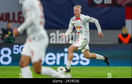 Leipzig, Deutschland. 05. Oktober 2022. Fußball: Champions League, Gruppenphase, Gruppe F, Matchday 3, RB Leipzig - Celtic. Leipziger Spieler David Raum am Ball. Quelle: Jan Woitas/dpa/Alamy Live News Stockfoto