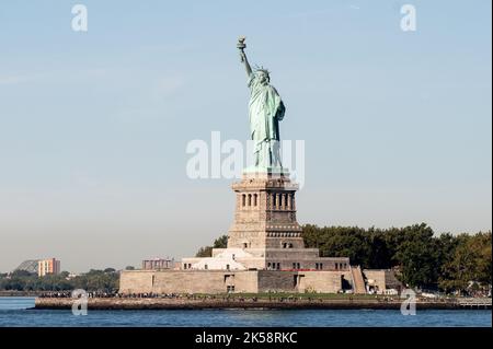 New York, Usa. 06. Oktober 2022. Die Freiheitsstatue auf Liberty Island. Kredit: SOPA Images Limited/Alamy Live Nachrichten Stockfoto