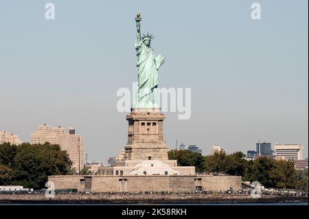 New York, Usa. 06. Oktober 2022. Die Freiheitsstatue. Kredit: SOPA Images Limited/Alamy Live Nachrichten Stockfoto