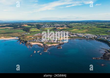 Portballintrae , Nordirland vom Himmel. Stockfoto