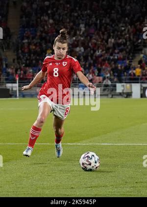 Cardiff, Wales, 6, Oktober 2022, Angharad James (Wales) im Einsatz, während der FIFA Womens World Cup 2023 Play-Off First Round, Credit:, Graham Glendinning,/ Alamy Live News Final Score: 1-0 Stockfoto