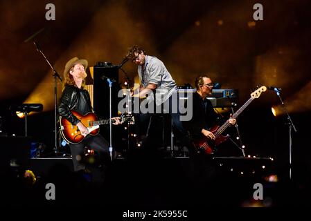 Redondo Beach, Kalifornien 16. September 2022 - The Lumineers treten auf der Bühne der Beachlife Ranch auf, Credit - Ken Howard/Alamy Stockfoto