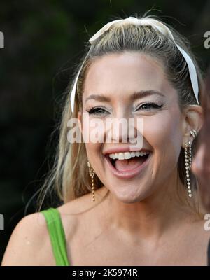 Mill Valley, USA. 06. Oktober 2022. Kate Hudson nimmt am 6. Oktober 2022 im Outdoor Art Club in Mill Valley, Kalifornien, am Eröffnungsabend des Mill Valley Film Festival: GLASS ONION: A KNIVES OUT MYSTERY Teil. Foto: Casey Flanigan/imageSPACE for MVFF45/Sipa USA Credit: SIPA USA/Alamy Live News Stockfoto