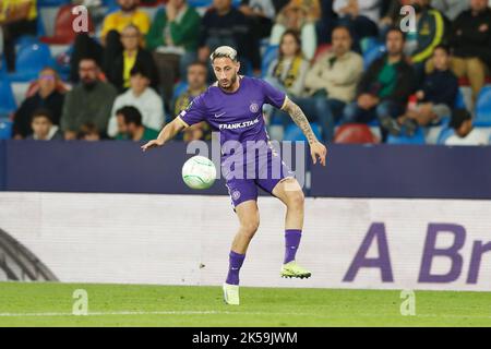 Valencia, Spanien. 6. Oktober 2022. Can Keles (Wein) Fußball/Fußball : UEFA Europa Conference League Gruppenspiel der Gruppe C zwischen Villarreal CF 5-0 FK Austria Wien im Estadi Ciutat de Valancia in Valencia, Spanien . Quelle: Mutsu Kawamori/AFLO/Alamy Live News Stockfoto