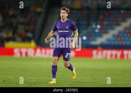 Valencia, Spanien. 6. Oktober 2022. Romeo Vucic (Wein) Fußball/Fußball : UEFA Europa Conference League Gruppenspiel Gruppe C zwischen Villarreal CF 5-0 FK Austria Wien im Estadi Ciutat de Valancia in Valencia, Spanien . Quelle: Mutsu Kawamori/AFLO/Alamy Live News Stockfoto