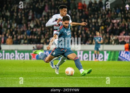 Herning, Dänemark. 06. Oktober 2022. Alireza Jahanbakhsh (7) aus Feyenoord, gesehen während des UEFA Europa League-Spiels zwischen dem FC Midtjylland und Feyenoord in der MCH Arena in Herning. (Foto: Gonzales Photo/Alamy Live News Stockfoto