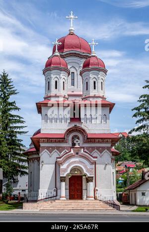 Die Heilige Dreifaltigkeit (Sf. Treime ) Kirche am 11. Juli 2021 in Petrosani, Rumänien. Stockfoto