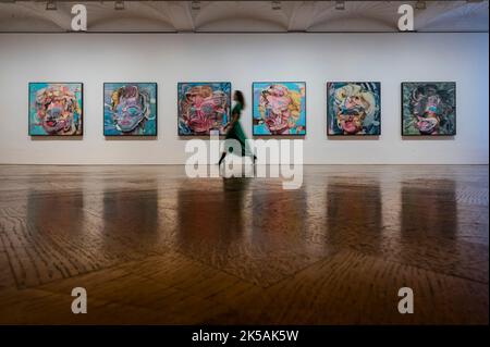 London, Großbritannien. 7. Oktober 2022. Die Marilyn Monroe-Serie von Untitled Works - Adrian Ghenie, The Fear of NOW, in Thaddaeus Ropac, öffnet für die Öffentlichkeit: 12. Oktober bis 22. Dezember 2022. Neue Ölgemälde und Kohlezeichnungen des gefeierten Künstlers Adrian Ghenie werden im Thaddaeus Ropac in seiner umfangreichsten Ausstellung in London seit fast einem Jahrzehnt präsentiert. Kredit: Guy Bell/Alamy Live Nachrichten Stockfoto