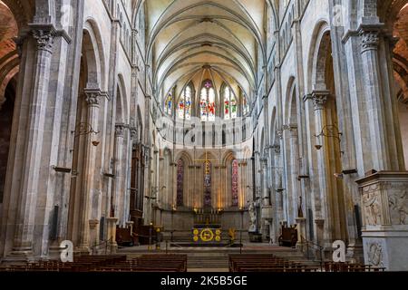 Das Innere der Kathedrale von San Maurizio in Vienne. Frankreich. Stockfoto