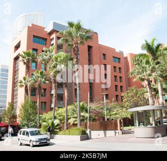 Straßenszene, moderne Appartementgebäude, Beirut, Libanon, Naher Osten Stockfoto