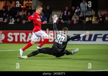 Silkeborg, Dänemark. 06. Oktober 2022. Sebastian Jorgensen (27) von Silkeborg, WENN er während des UEFA Europa Conference League-Spiels zwischen Silkeborg IF und FCSB im JYSK Park in Silkeborg gesehen wurde. (Foto: Gonzales Photo/Alamy Live News Stockfoto