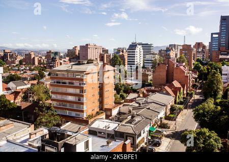 Bogota Kolumbien, Chapinero Norte, Blick auf die Skyline der Stadt Hochhauswohnungen Häuser Stadtantenne Overhead, kolumbianische Kolumbianer Hispanic Stockfoto