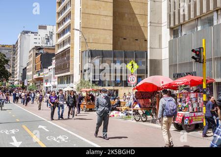 Bogota Colombia,Santa Fe,Carrera 7 Avenida Jimenez peatonal Fußgänger Einwohner nur Straße Promenade Geschäftsviertel Straße V Stockfoto