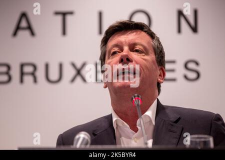 Federation Wallonia - Brüsseler Vizepräsident und Minister für Haushalt, öffentlichen Dienst, Chancengleichheit und zuständig für Wallonie Bruxelles Enseignement Frederic Daerden, abgebildet während einer Pressekonferenz zum Abschluss der Haushaltsarbeiten der Föderation Wallonie-Bruxelles, am Freitag, dem 07. Oktober 2022, in Brüssel. BELGA FOTO NICOLAS MAETERLINCK Stockfoto