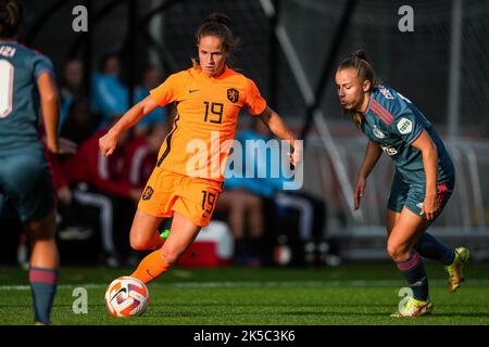 Zeist - Marisa Olislagers der Holländerinnen während des Spiels zwischen Oranje Vrouwen und Feyenoord V1 auf dem KNVB Campus am 7. Oktober 2022 in Zeist, Niederlande. (Box zu Box Pictures/Tom Bode) Stockfoto