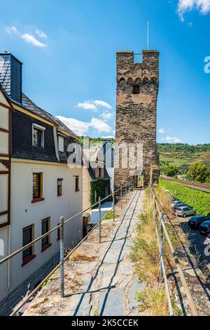 Steingassenturm in Oberwesel am Mittelrhein, an der Stadtmauer, Teil des UNESCO-Weltkulturerbes Oberes Mittelrheintal Stockfoto