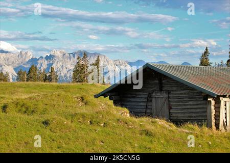 Wanderung zur Krüner Alm (1621 m), Sonnenuntergang, Karwendel, Karwendelgebirge, Europa, Deutschland, Bayern, Oberbayern, Werdenfelser Land, Alpenwelt Karwendel, Isartal, Krün Stockfoto