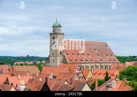 Deutschland, Bayern, Dinkelsbühl, Blick auf den Dom. Stockfoto