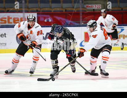 Linköping HC gegen Karlskrona HK , Schwedische Eishockeyliga, in der Saab Arena, Linköping, Schweden. Im Bild: Nr. 41 Broc Little, Linköping HC. Stockfoto