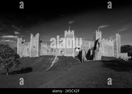 Ansicht von Framlingham Castle (1157-1216,) Framlingham Village, Suffolk County, England, Großbritannien Stockfoto