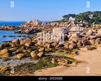 La Plage Saint Guirec in Ploumanacíh, Bretagne, Frankreich Stockfoto