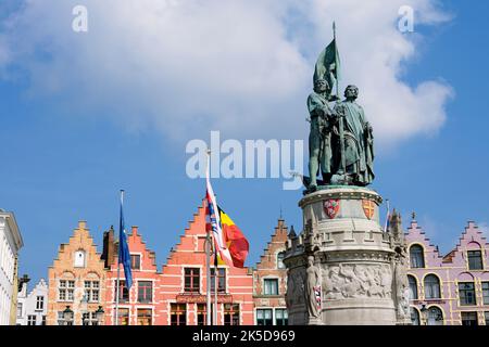 Denkmal von Jan Breydel und Pieter de Coninck, Grote Markt, Brügge, Westflandern, Flandern, Belgien Stockfoto