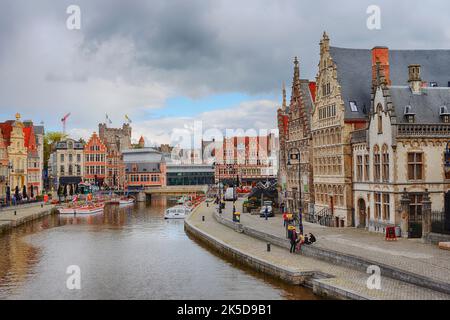 Graslei, alte Gildenhäuser an der Leie, Gent, Ostflandern, Flandern, Belgien Stockfoto