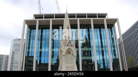 Eine Nahaufnahme des Paradise Birmingham Chamberlain Square im Zentrum von Birmingham, England Stockfoto