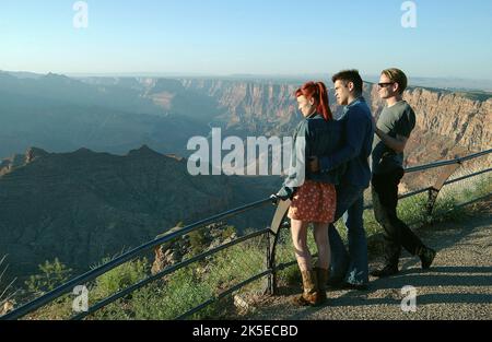 ROBIN WRIGHT PENN, COLIN FARRELL, DALLAS ROBERTS, EIN ZUHAUSE AM ENDE DER WELT, 2004 Stockfoto