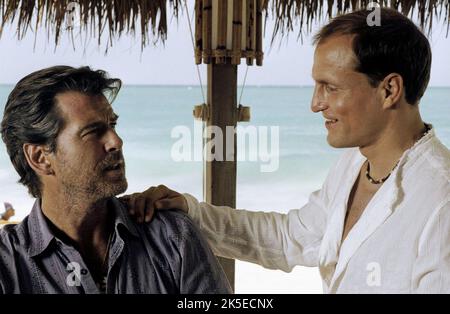 BROSNAN, HARRELSON, NACH DEM SONNENUNTERGANG, 2004 Stockfoto