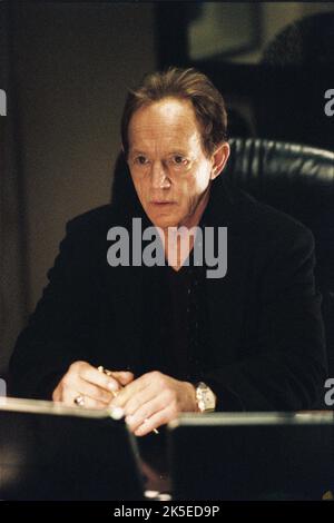 LANCE HENRIKSEN, AVP: Alien Vs. PREDATOR, 2004 Stockfoto