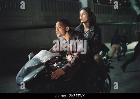 WILL SMITH, Bridget Moynahan, I ROBOT, 2004 Stockfoto