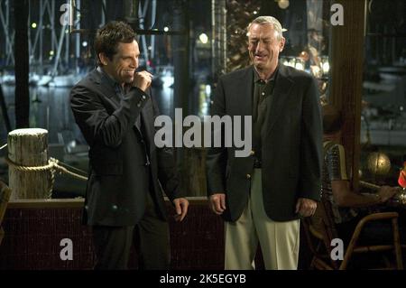 BEN STILLER, ROBERT DE NIRO, ERFÜLLEN DIE FOCKERS, 2004 Stockfoto